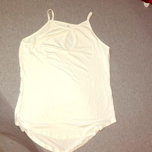 Key hole tank top